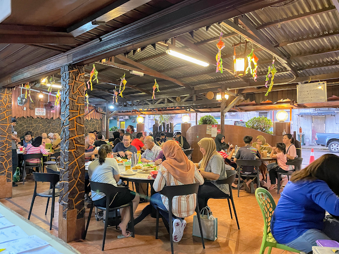 Tempat Makan Menarik di Putatan