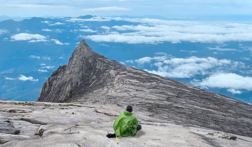 fasilitas dan kemudahan kinabalu