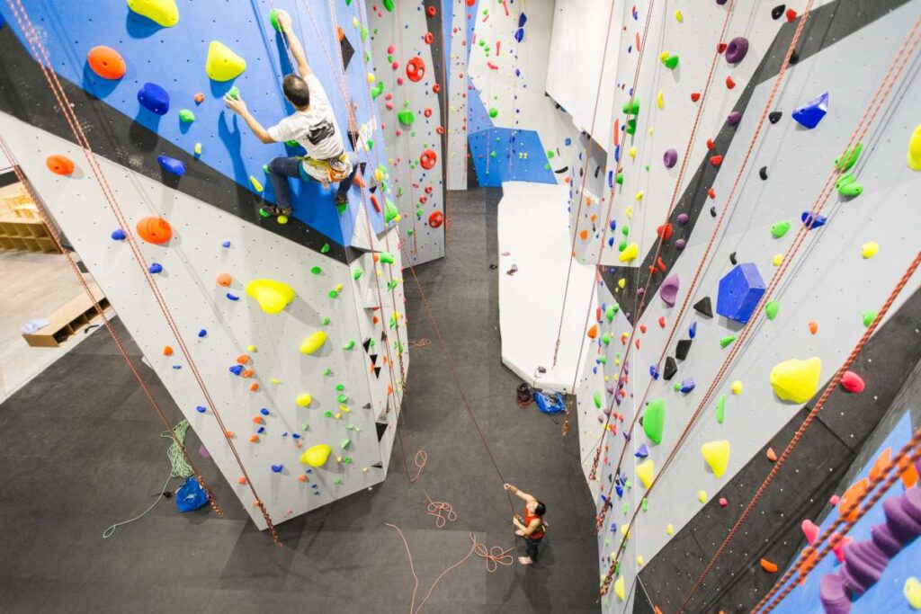 harga tiket camp5 climbing gym