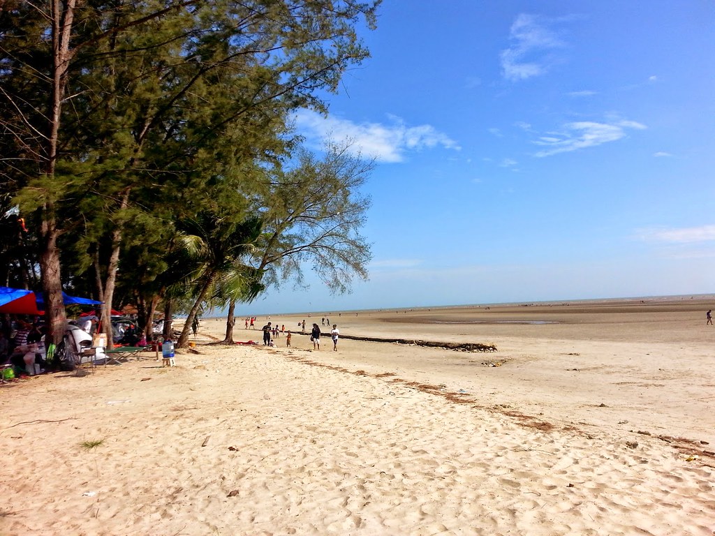 harga tiket pantai bagan lalang