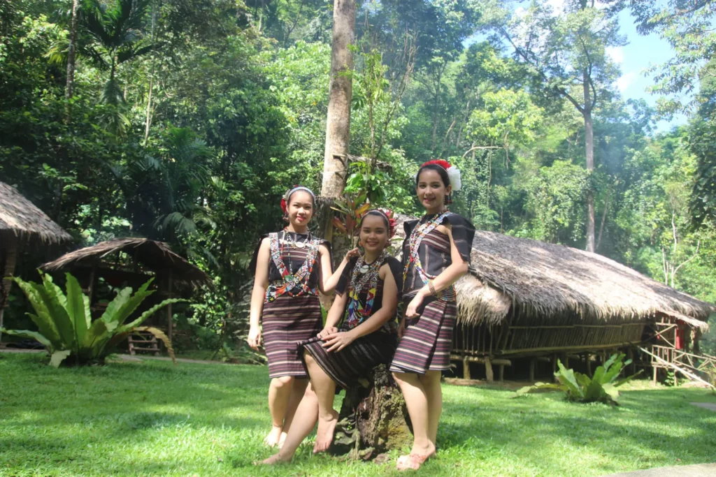 lokasi mari mari cultural village