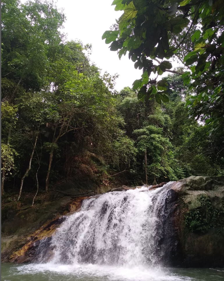 waktu operasi serendah waterfalls
