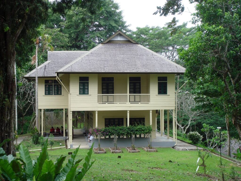 harga tiket agnes keith house