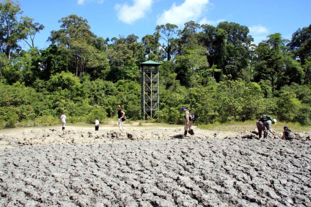 lipad mud volcano