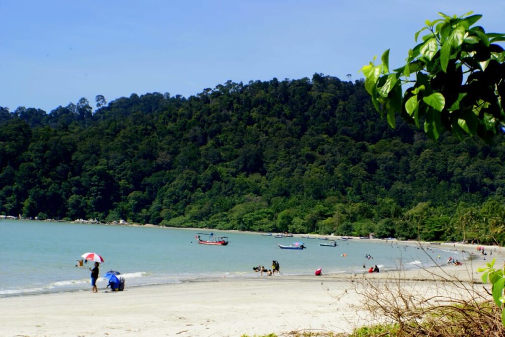 lokasi pantai senangin