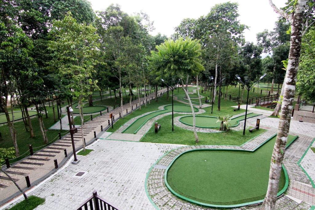 mini golf spritzer