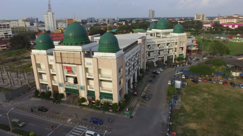 sejarah bazar tok guru