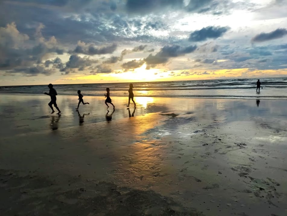 sunset luak beach sarawak