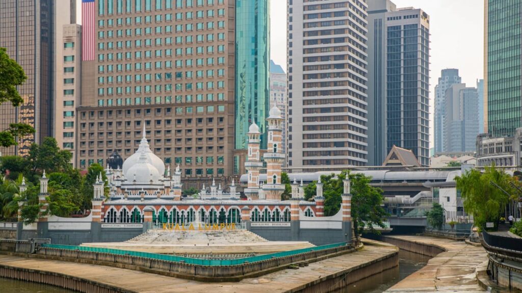 fakta unik masjid jamek