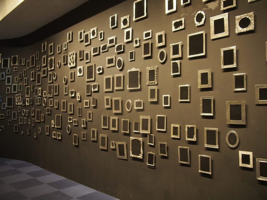 hall of frames