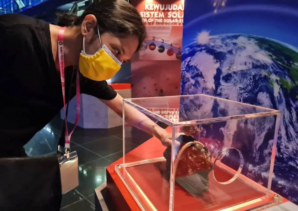 harga tiket planetarium negara