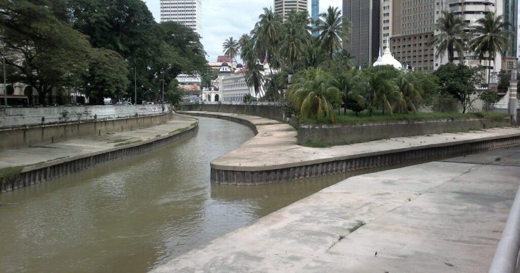 pertemuan sungai gombak dan klang