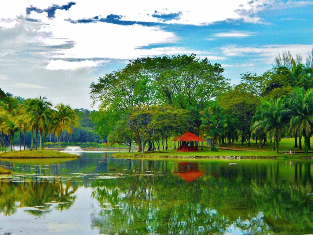 tarikan taman tasik permaisuri