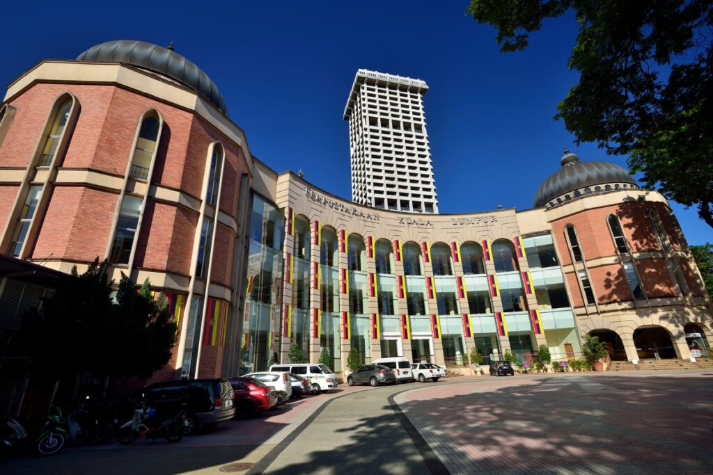 waktu operasi perpustakaan kl