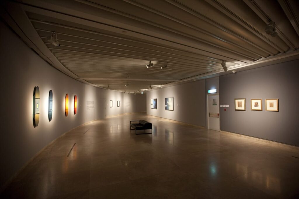 waktu operasi petronas gallery