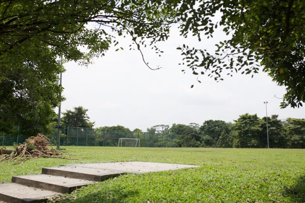 waktu operasi taman metropolitan