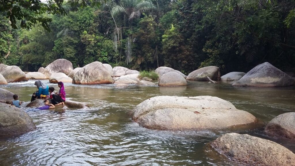 aktiviti air terjun sungai pinang