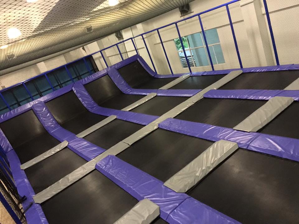 lokasi amped trampoline park