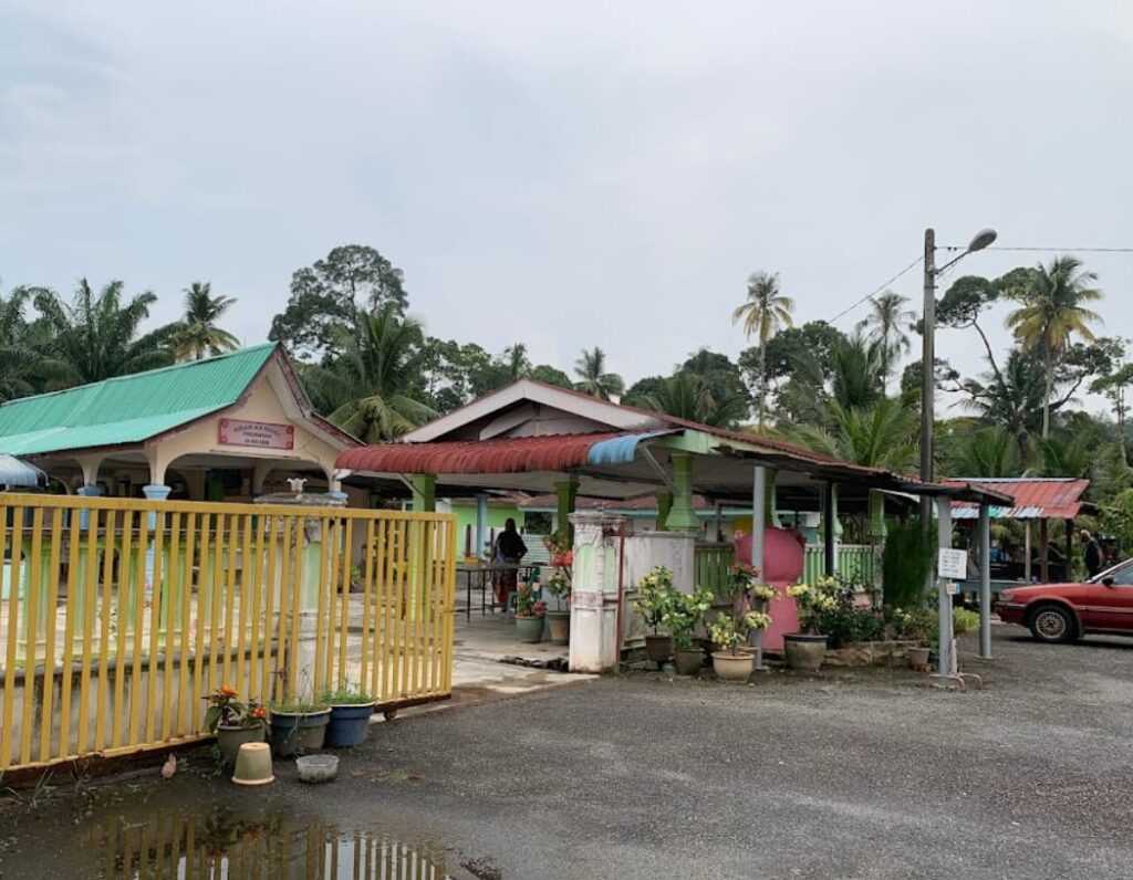 lokasi trong hot spring