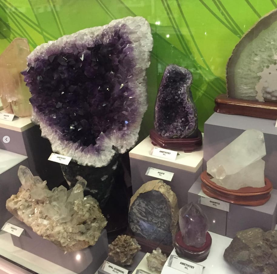 muzium geologi ipoh malaysia