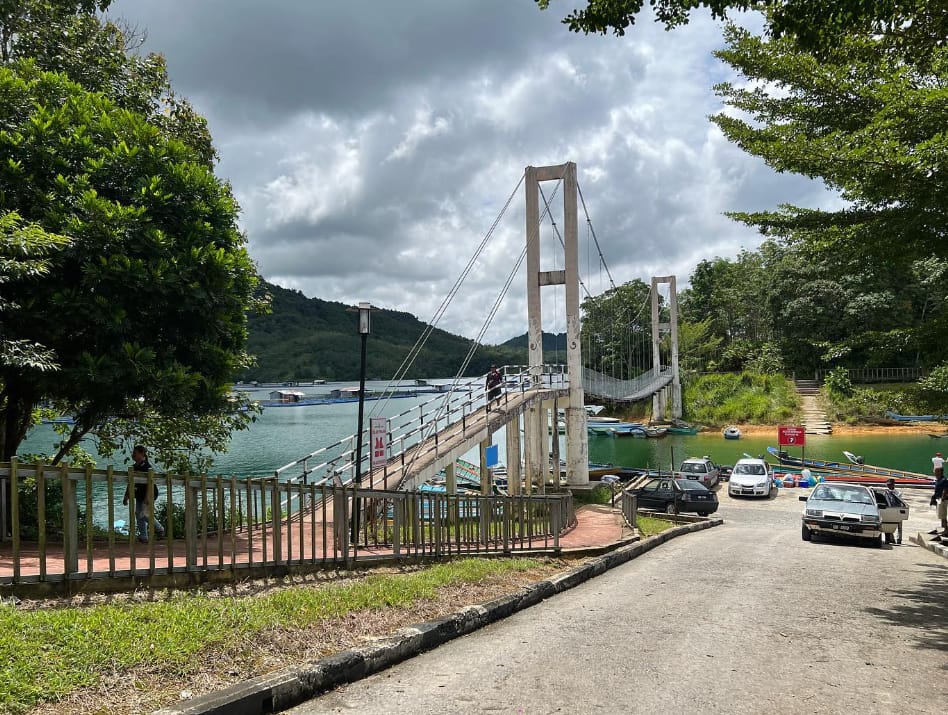 batang ai national park malaysia