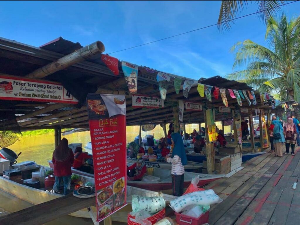 pasar terapung kelantan malaysia