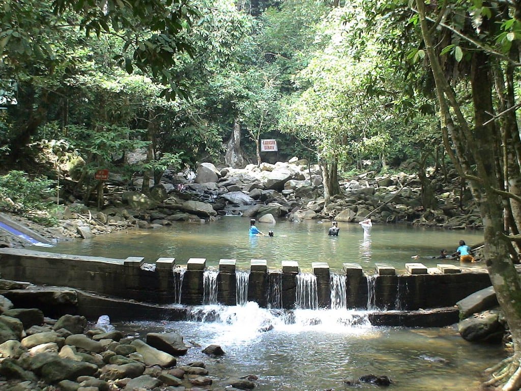 tarikan air terjun jeram linang
