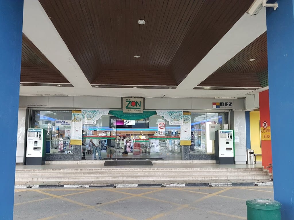 the zon duty free bukit kayu hitam