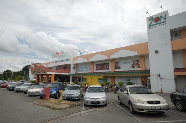 zona bebas cukai bukit kayu hitam