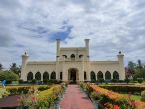√ ISTANA SIAK SRI INDRAPURA – SIAK : Cerita dari Sebuah Negeri yang Pernah Berjaya, Review & Info