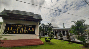 √ Masjid Agung Al-Falah Jambi – Masjid Seribu Tiang yang Megah dan Menenangkan