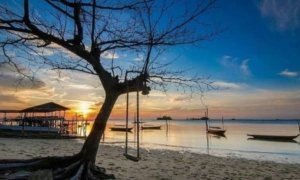 √ Pantai Nongsa: Pesona Pantai Eksotis di Ujung Timur Batam yang Wajib Dikunjungi, Review & Info