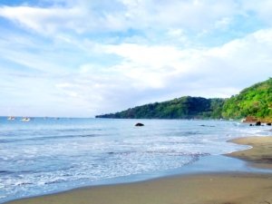 √ PANTAI CIBANGBAN SUKABUMI : Surga Tersembunyi di Balik Perbukitan Jawa Barat, Review & Info