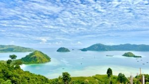 √ Kawasan Mandeh Padang: Eksotisme Alam Bahari di Tanah Minang, Review & Info