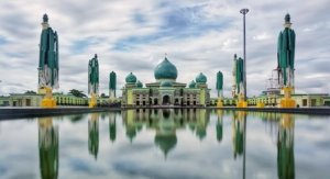 √ Masjid Raya An-Nur – Pekanbaru: Keindahan Arsitektur Islam di Jantung Kota Riau, Review & Info
