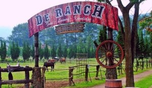 √ DE RANCH LEMBANG : Liburan Bergaya Koboi di Tengah Sejuknya Bandung, Review & Info Tiket