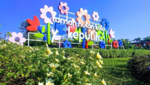 √ TAMAN HARMONI KEPUTIH (TAMAN SAKURA SURABAYA) : surga bunga di ujung timur , Review & Info