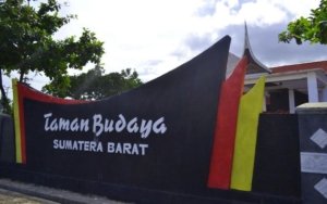 √ Taman Budaya & Rumah Gadang Lokal – Warisan Budaya Minangkabau yang Tetap Hidup, Review & Info