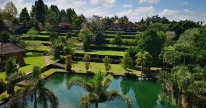 √ TAMAN NARMADA : Wisata Bersejarah di Lombok yang Memukau dengan Keindahan Alam & Budaya