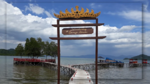 √ Pantai Dewi Mandapa Pesawaran: Surga Mangrove & Spot Foto Instagramable di Lampung