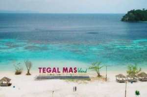 √  Tegal Mas: Maldives-nya Lampung dengan Pesona Laut dan Bukit