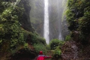 √ Curug Batu Badak: Pesona Air Terjun Tersembunyi di Banjar
