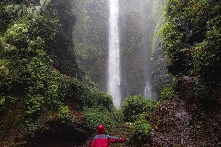 √ Curug Batu Badak: Pesona Air Terjun Tersembunyi di Banjar