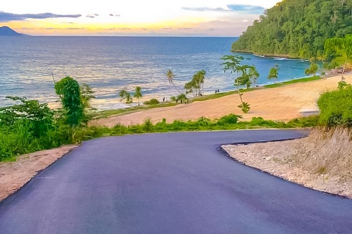 √ Pantie Holtekamp – Keindahan Alam Modern di Ujung Timur Indonesia