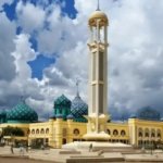 √ Masjid Agung Banjar – Kota Banjar: Ikon Religi dan Arsitektur Megah di Pusat Kota