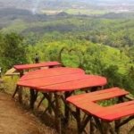 √ Puncak Pagerbatu – Majalengka: Panorama Alam Eksotis dari Ketinggian