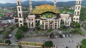 √ Masjid Agung Al‑Muhtadin: Wisata Religi & Arsitektur Ikonik, Review & Info Lengkap