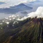 √ Gunung Gamalama Ternate: Wisata Alam & Pendakian, Review & Info Lengkap