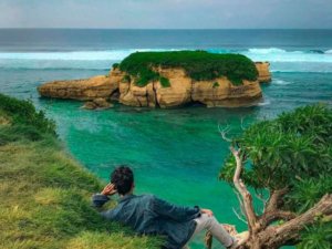 √ Pantai Kura-Kura Singkawang: Panduan Lengkap Wisata, Aktivitas, & Review Terbaru