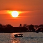 √ Pantai Akkarena Makassar: Wisata Laut, Sunset, dan Aktivitas Seru,Review & Info